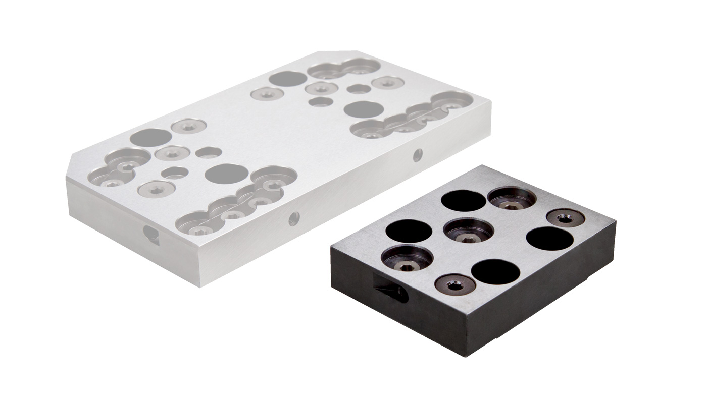 Support jaw movable, rigid