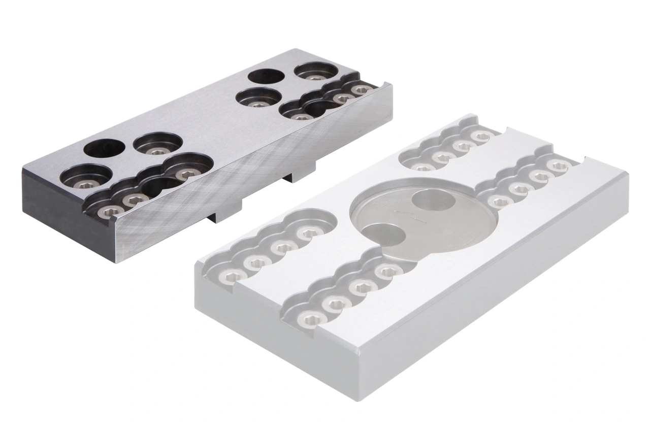 Support jaws for universal gripper set fixed